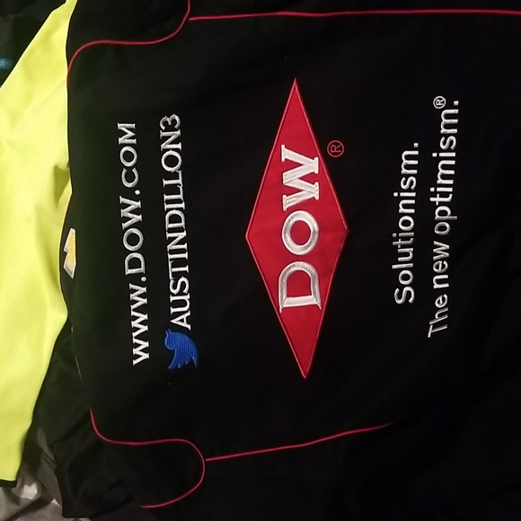 Austin Dillon Nascar #3 Dow Racing Jacket like new condition - Picture 4 of 4